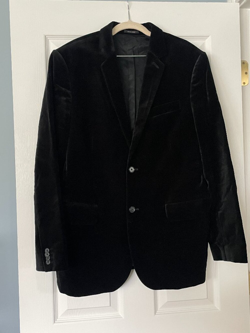 Express Men's Black Velvet Blazer Jacket 2 Button Size 42R